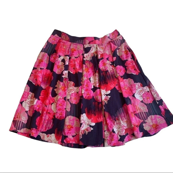Cynthia Rowley TJX Floral print skirt Size Small - Picture 1 of 9